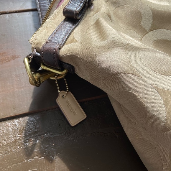 Coach Purse with matching Wallet - Picture 3 of 10